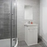 Centre - Parking Included - High Speed Wifi - 5 Guests Appartement