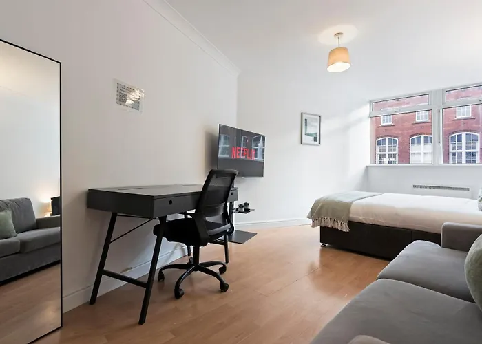 Centre - Parking Included - High Speed Wifi - 5 Guests Leeds (West Yorkshire)