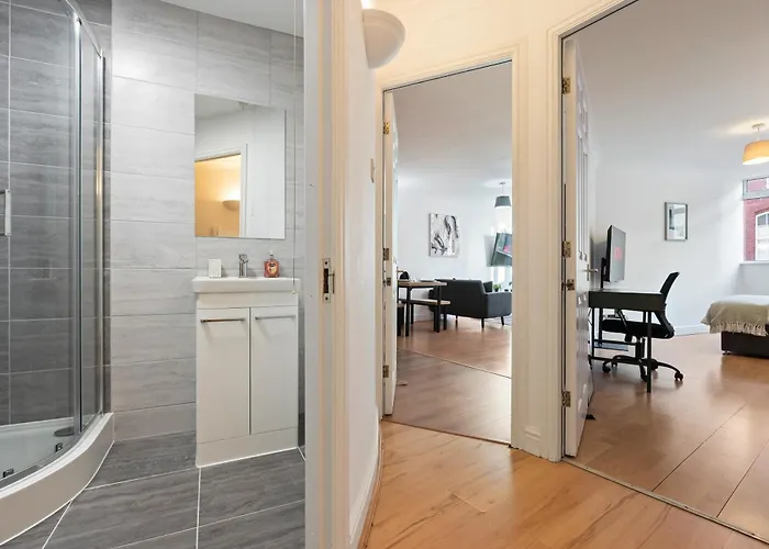 Centre - Parking Included - High Speed Wifi - 5 Guests Apartament Leeds (West Yorkshire)